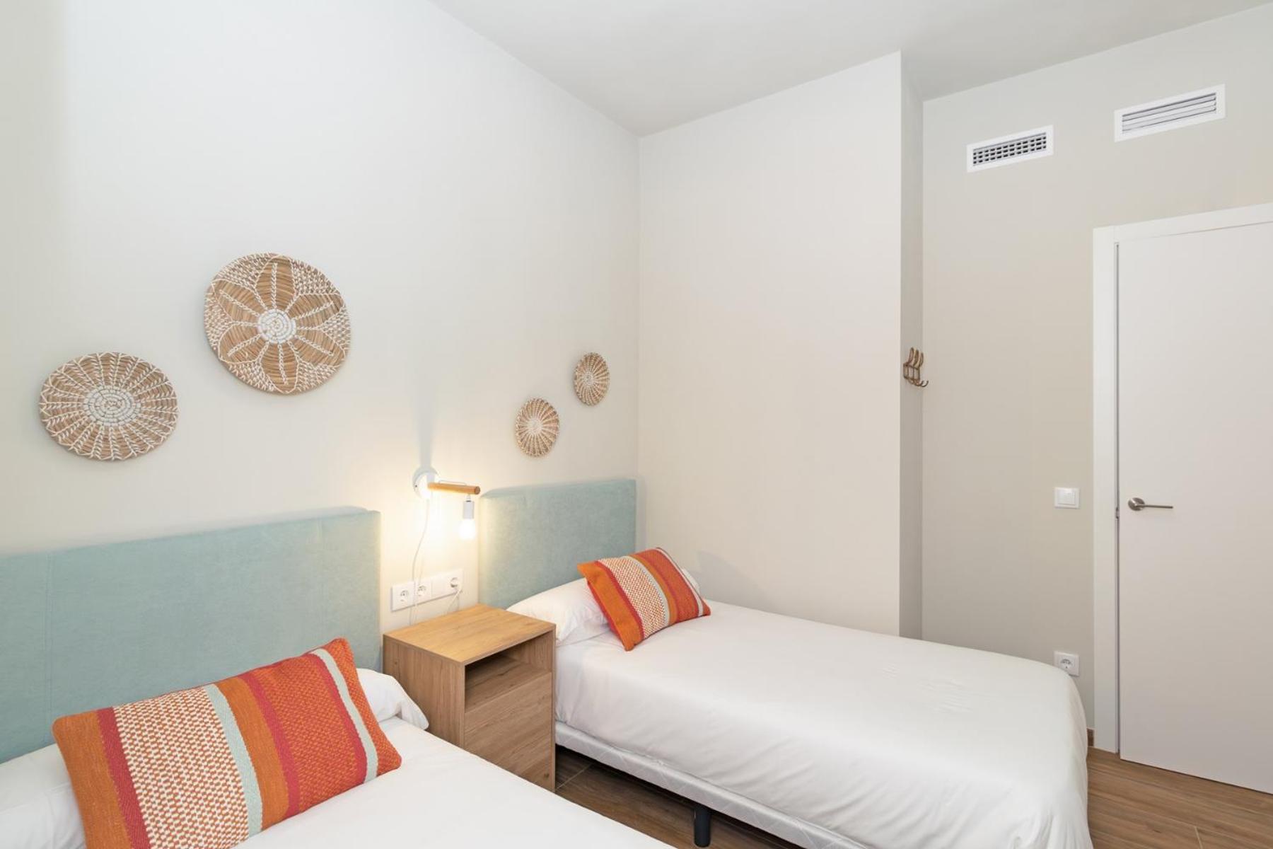 Maritime Apartamentos Puerto Валенсия Экстерьер фото